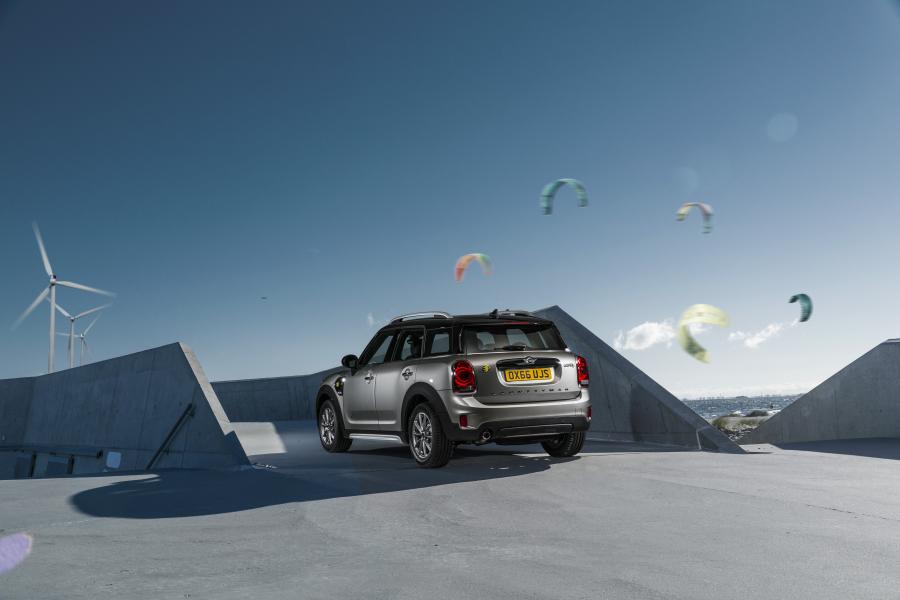  Mini Cooper S E Countryman ALL4 (F60) 2017 года  (WW) (фото 23 из 173)